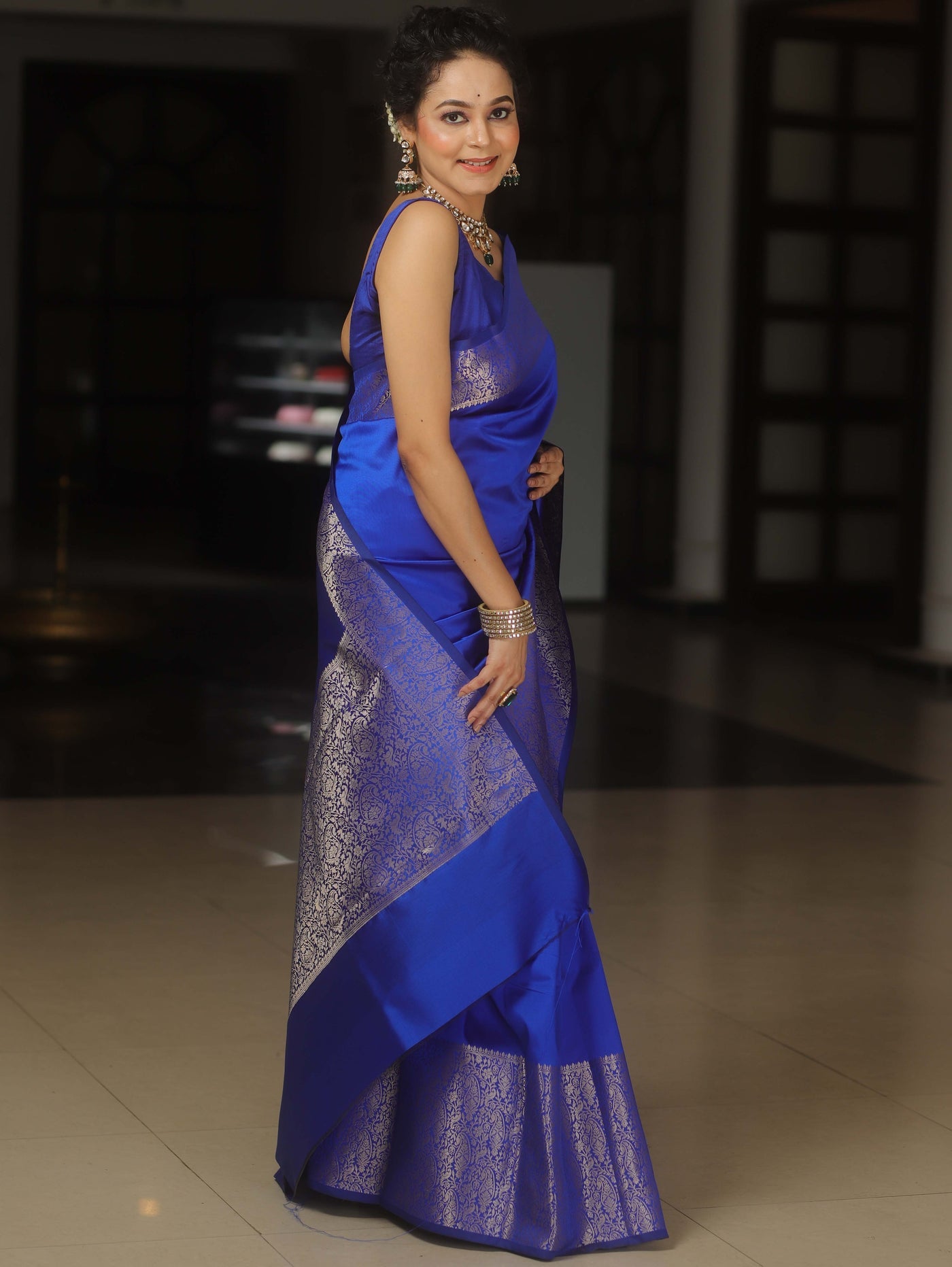 Smashing Royal Blue Soft Silk Saree With Fugacious Blouse Piece