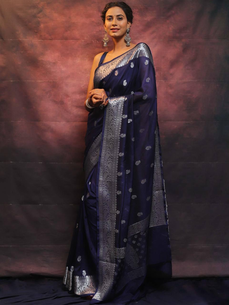 Enchanting Navy Blue Soft Silk Saree With Divine Blouse Piece