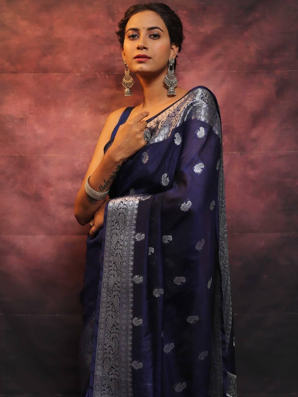 Enchanting Navy Blue Soft Silk Saree With Divine Blouse Piece