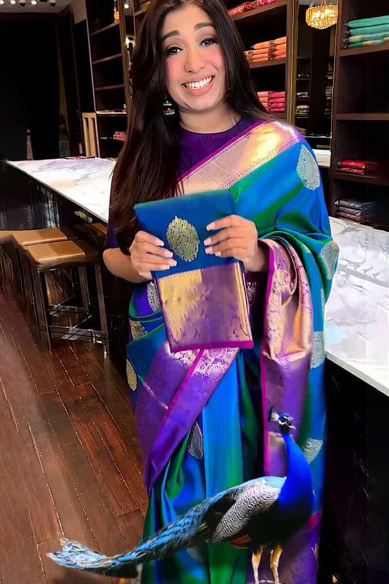 Angelic Blue Soft Silk Saree With Pulsating Blouse Piece