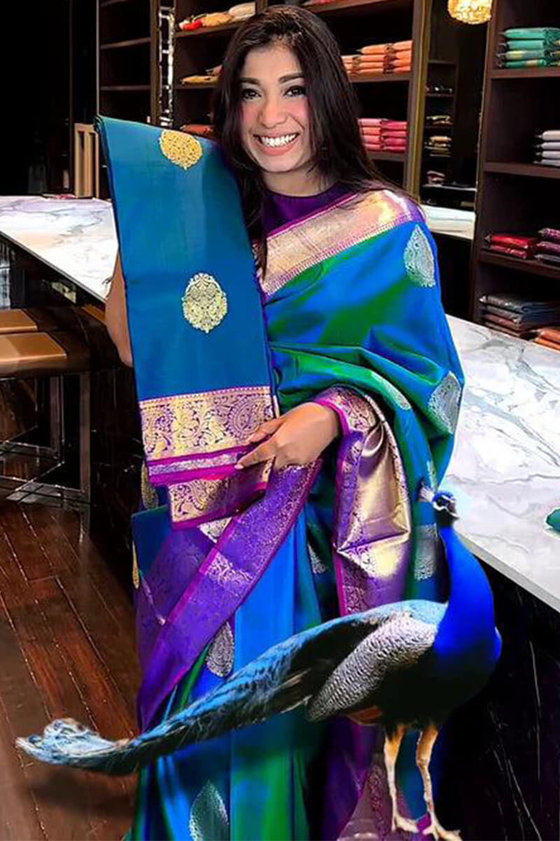 Angelic Blue Soft Silk Saree With Pulsating Blouse Piece