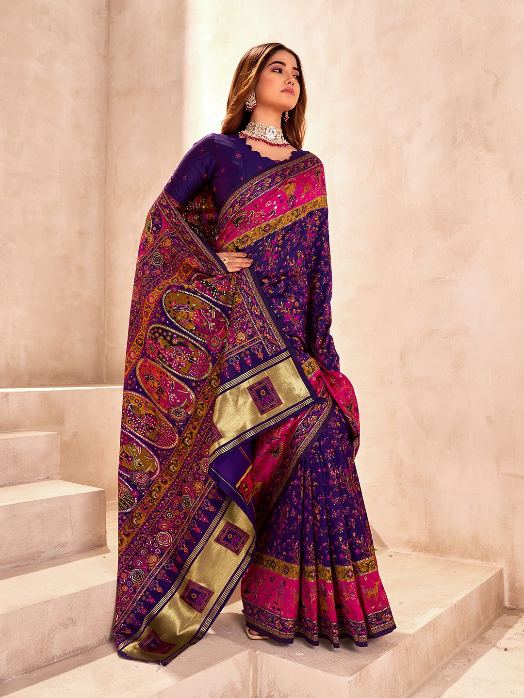 Lissome Blue Nylon Dola Pashmina Saree With Engaging Blouse Piece