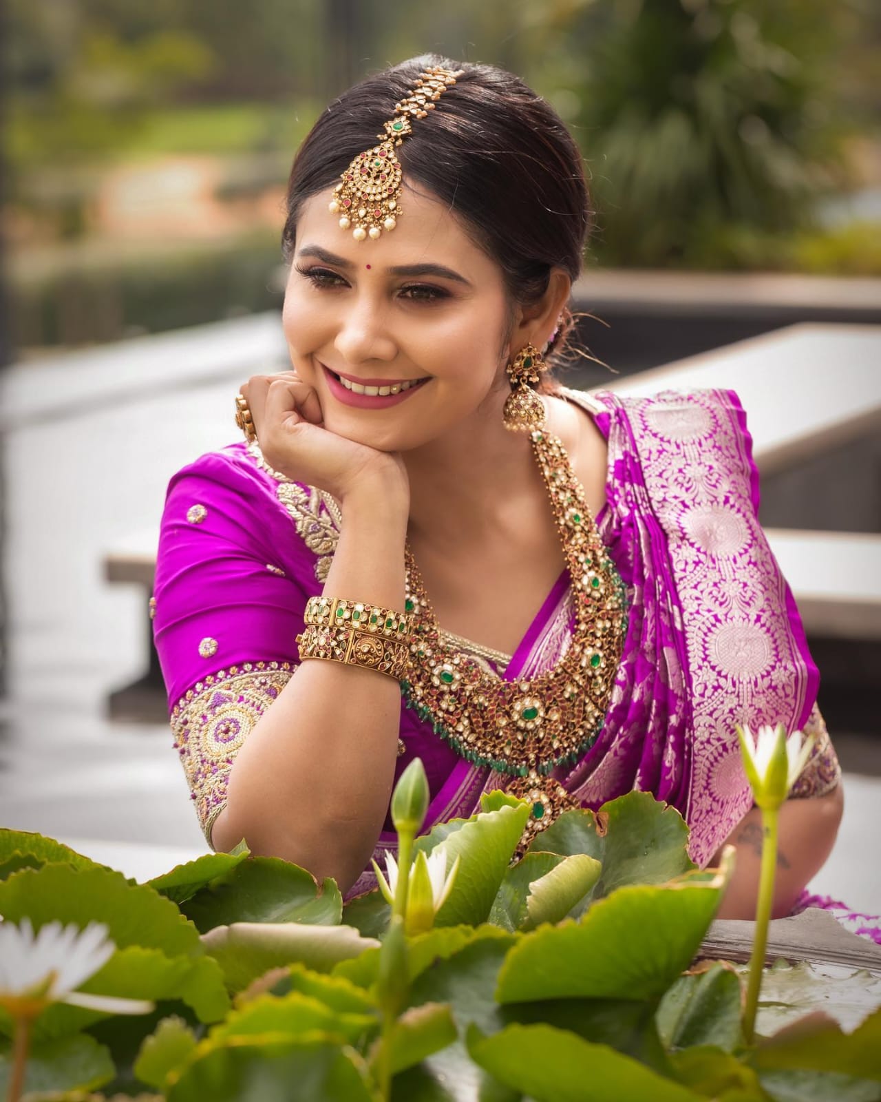 Beauteous Magenta Soft Silk Saree With Ineffable Blouse Piece