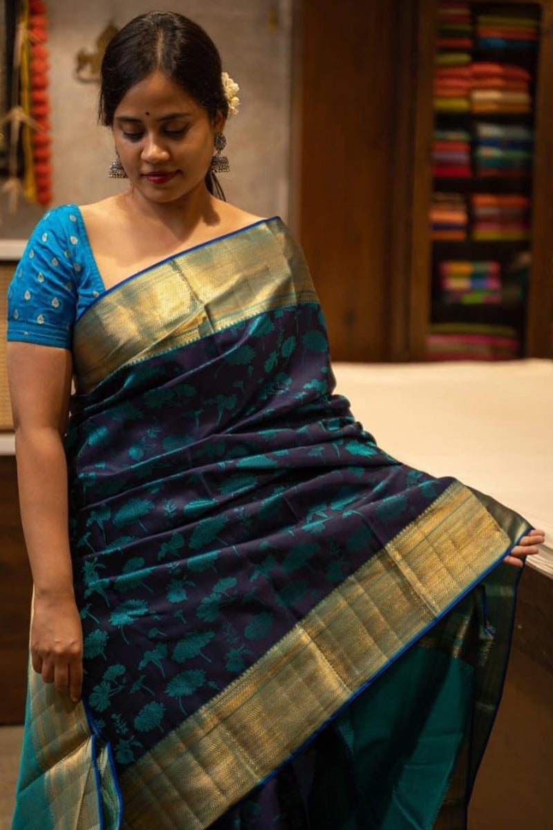 Twirling Blue Soft Silk Saree With Alluring Blouse Piece