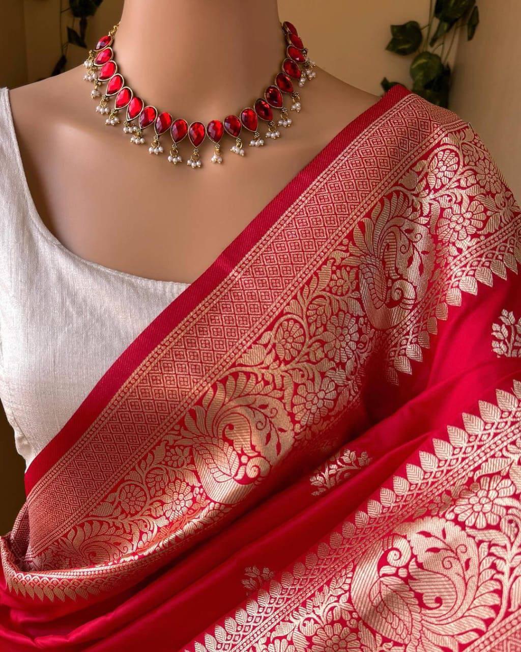 Nebula Red Soft Silk Saree With Verdant Blouse Piece