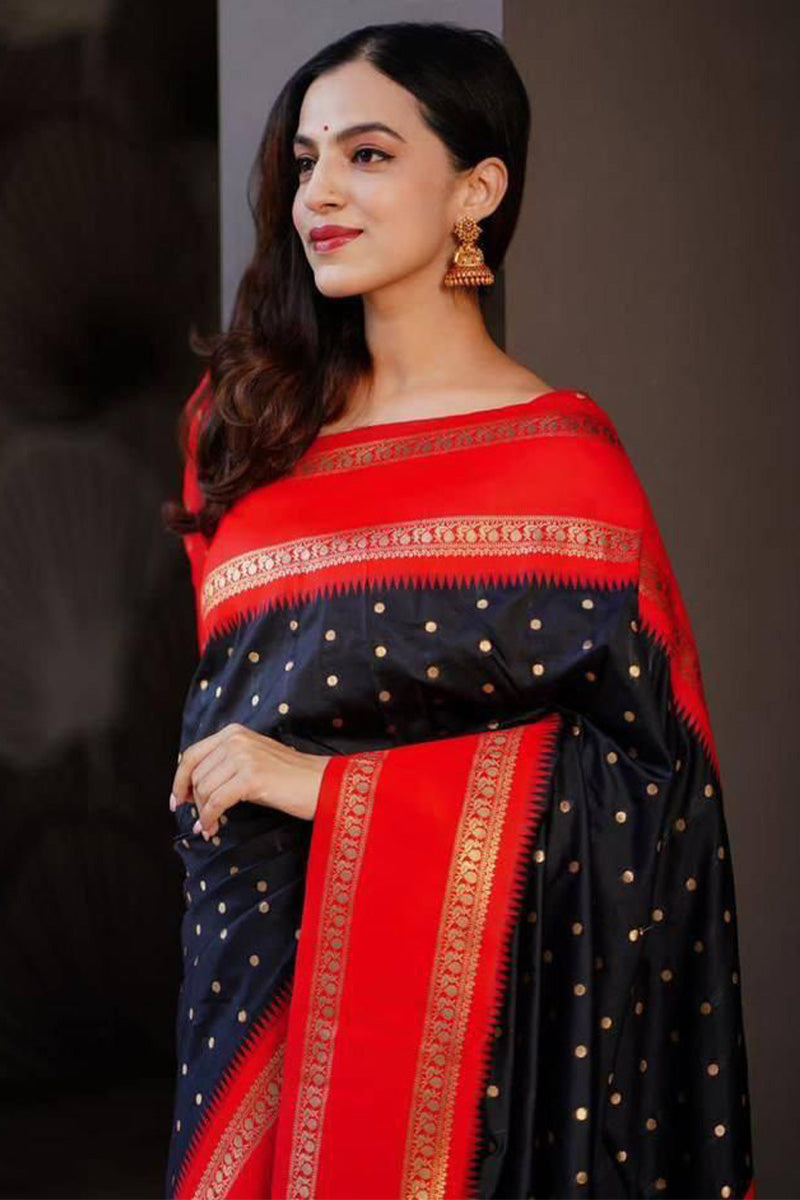 Bucolic Black Soft Silk Saree With Woebegone Blouse Piece