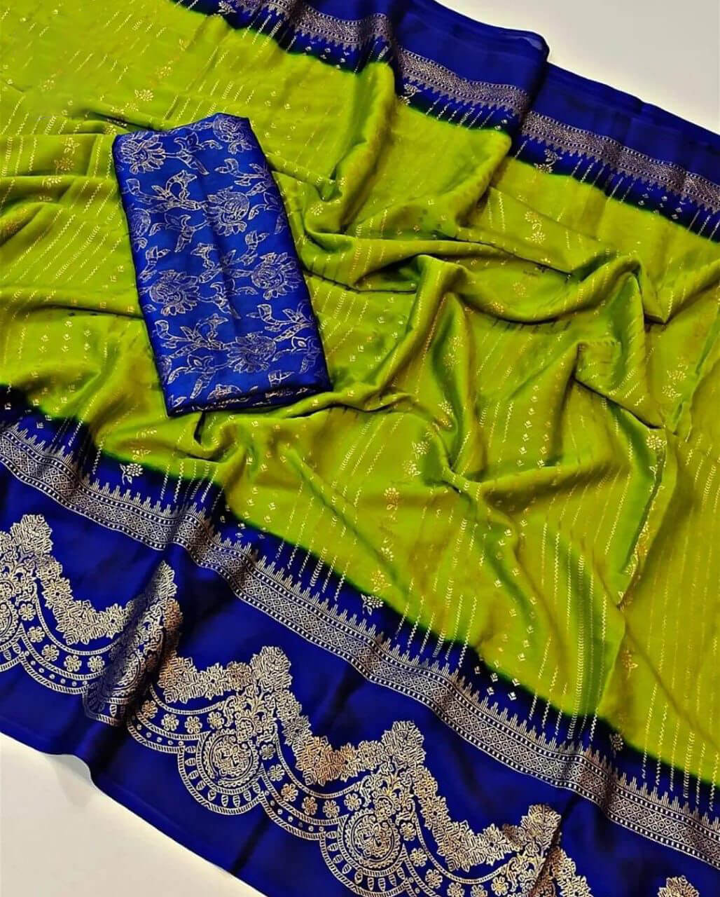 Verdant Mehndi Digital Printed Chiffon Saree With Confounding Blouse Piece