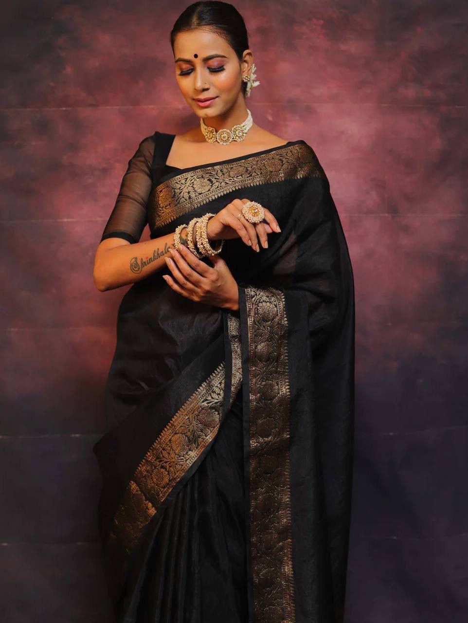 Angelic Black Soft Silk Saree With Ethnic Blouse Piece