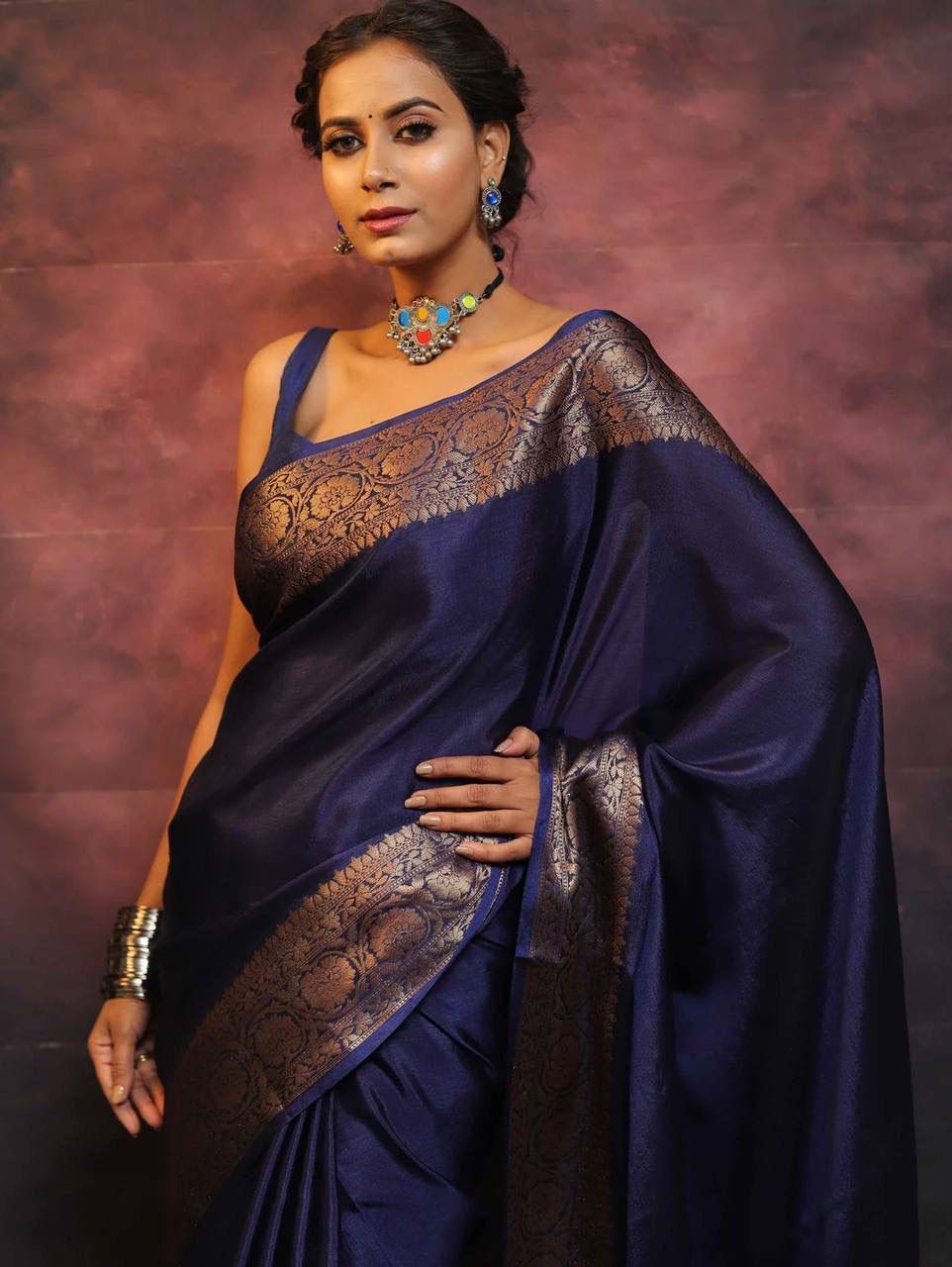 Bewitching Navy Blue Soft Silk Saree With Eloquence Blouse Piece