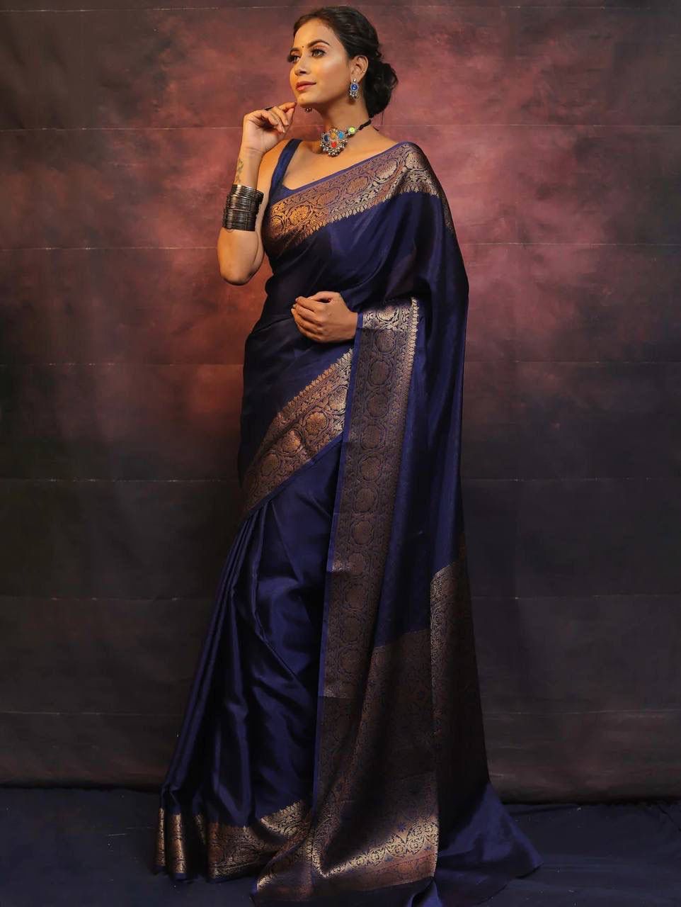 Bewitching Navy Blue Soft Silk Saree With Eloquence Blouse Piece