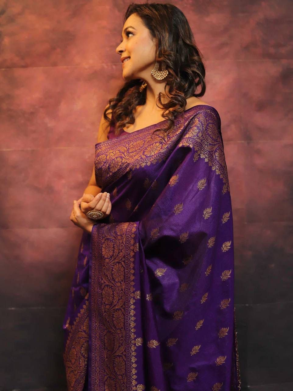 Panoply Purple Soft Silk Saree With Most Flattering Blouse Piece