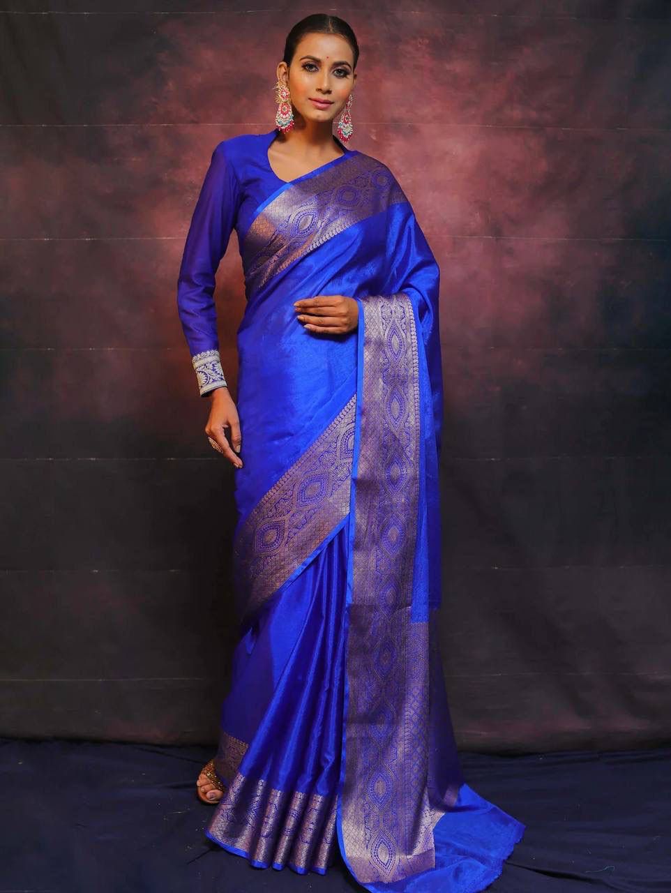 Flattering Royal Blue Soft Silk Saree With Charming Blouse Piece