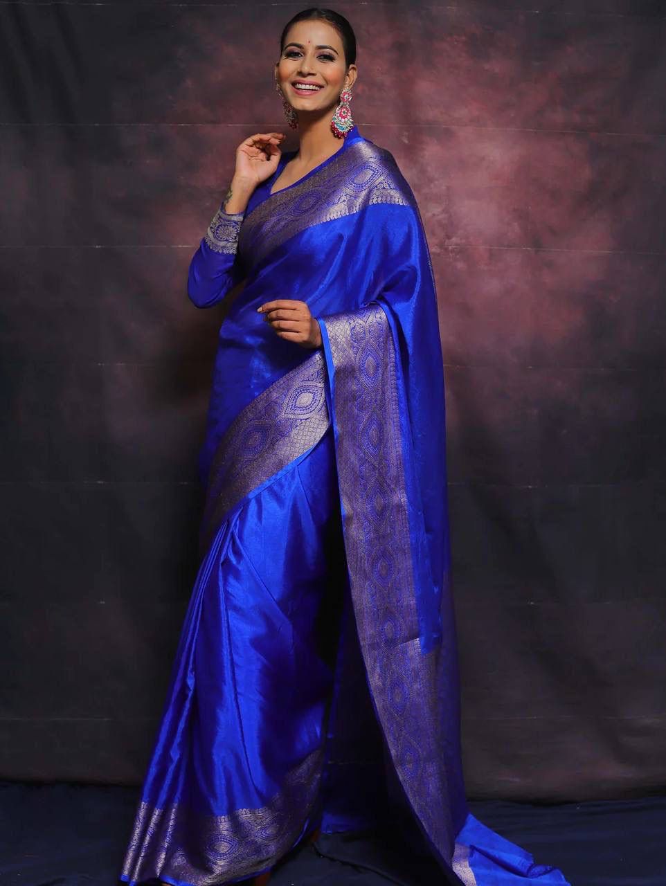 Flattering Royal Blue Soft Silk Saree With Charming Blouse Piece