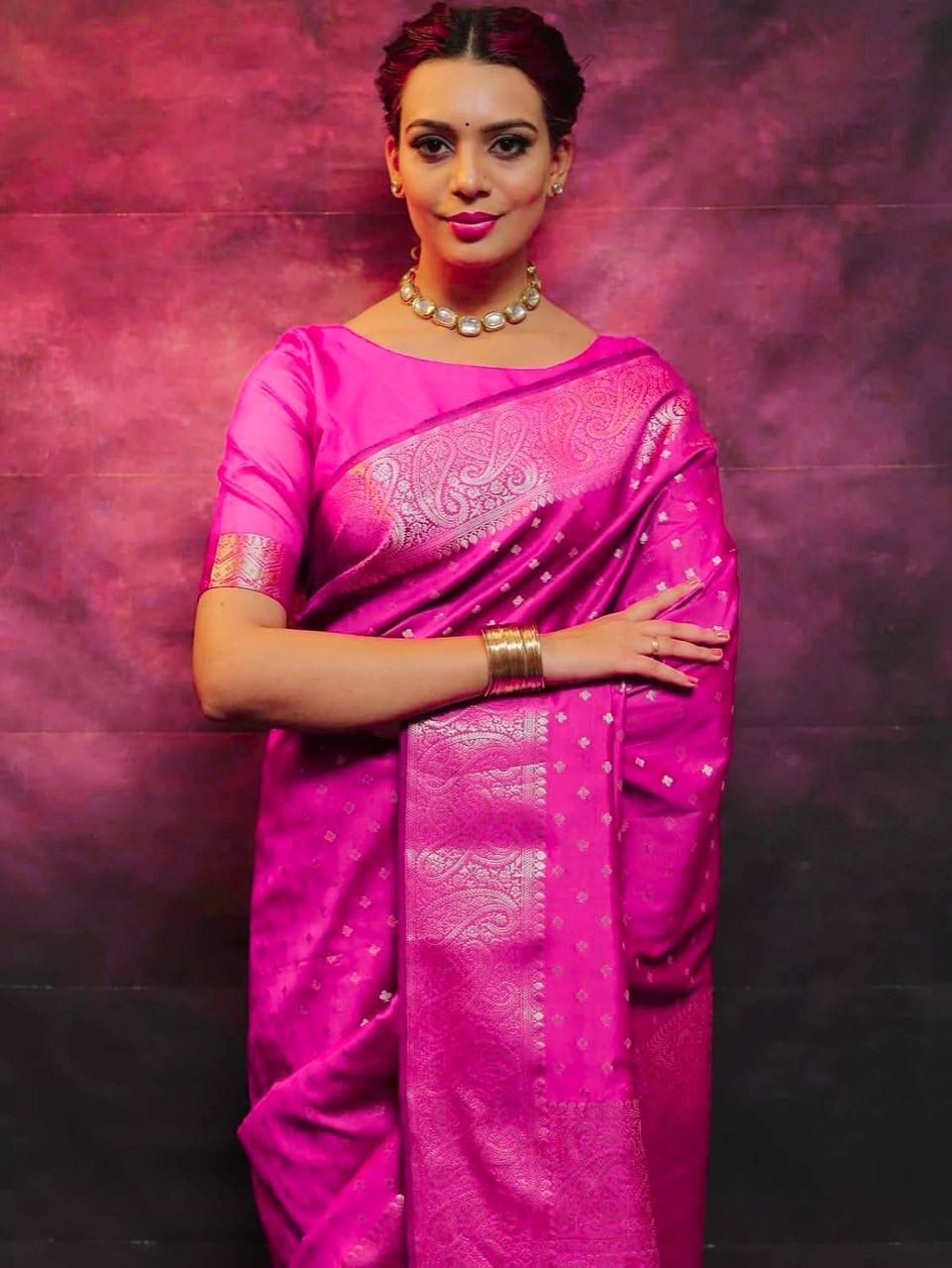 Comely Dark Pink Soft Silk Saree With Murmurous Blouse Piece