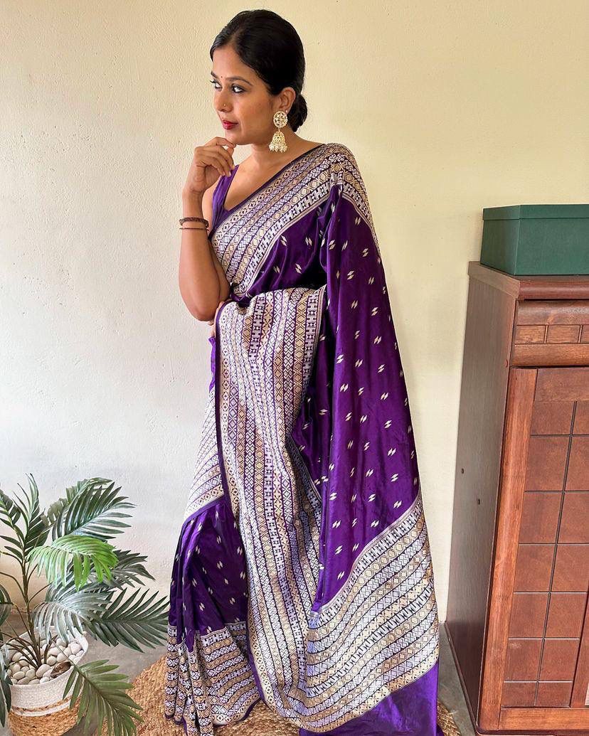 Appealing Purple Soft Silk Saree With Gorgeous Blouse Piece