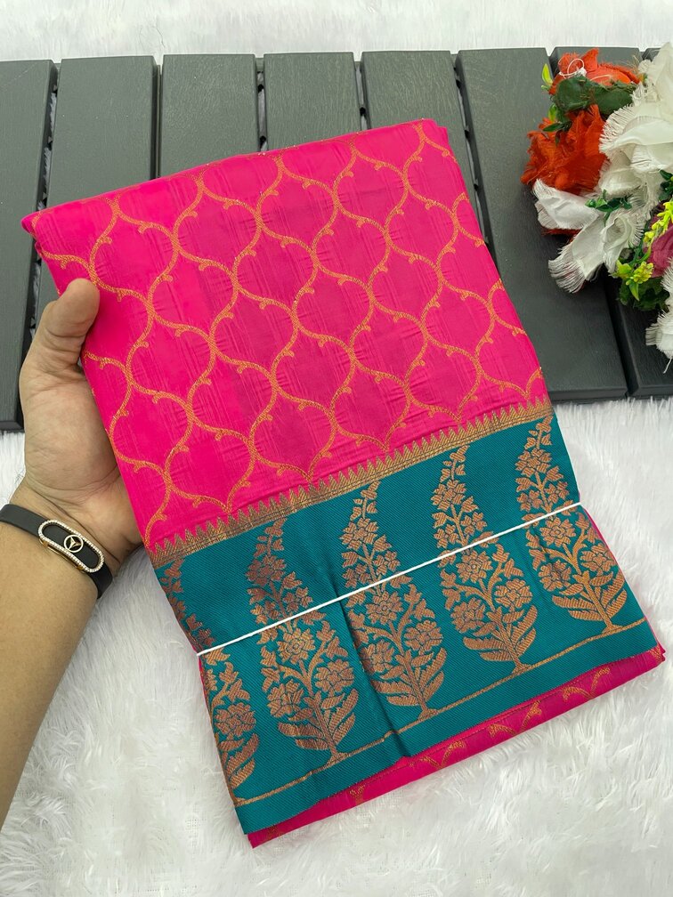 Chatoyant Dark Pink Soft Banarasi Silk Saree With Attractive Blouse Piece