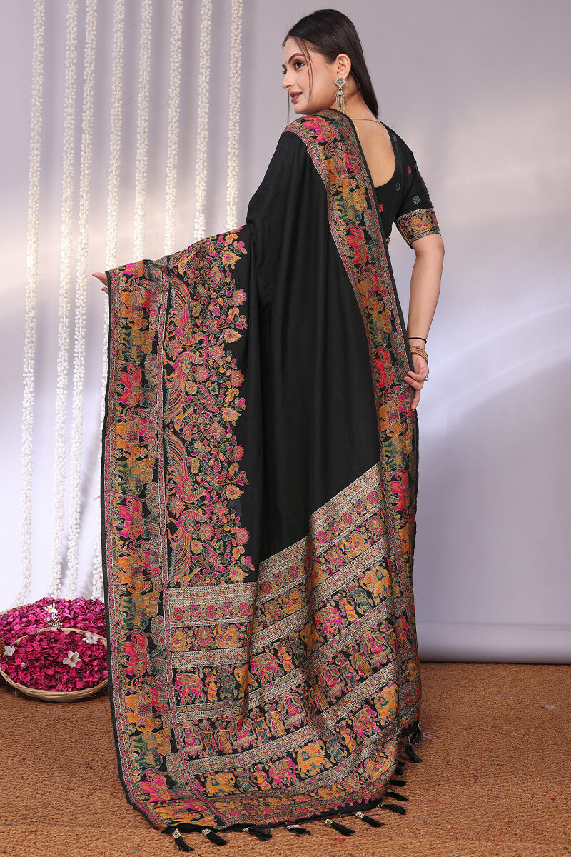 Pulsating Black Pashmina Saree With Ineffable Blouse Piece