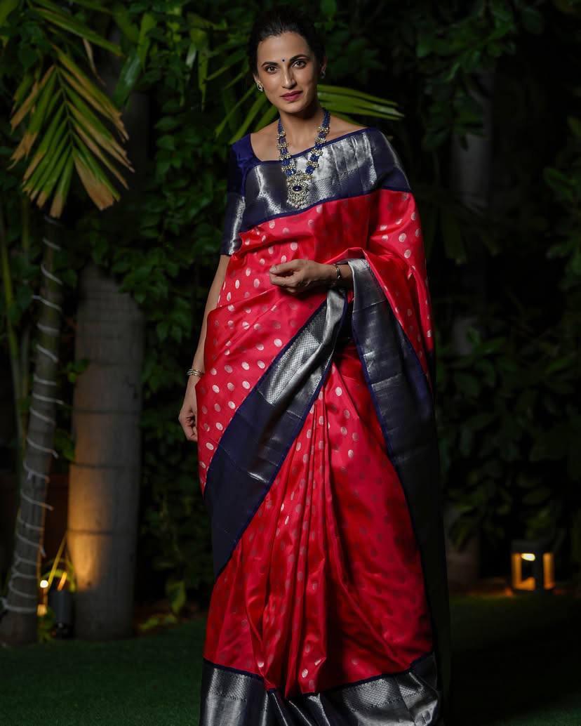 Magnetic Dark Pink Soft Silk Saree With Gossamer Blouse Piece