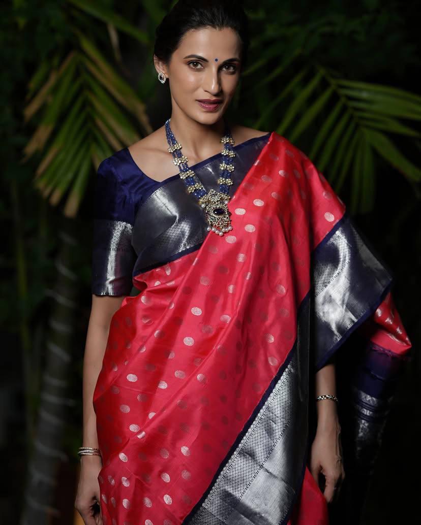 Magnetic Dark Pink Soft Silk Saree With Gossamer Blouse Piece