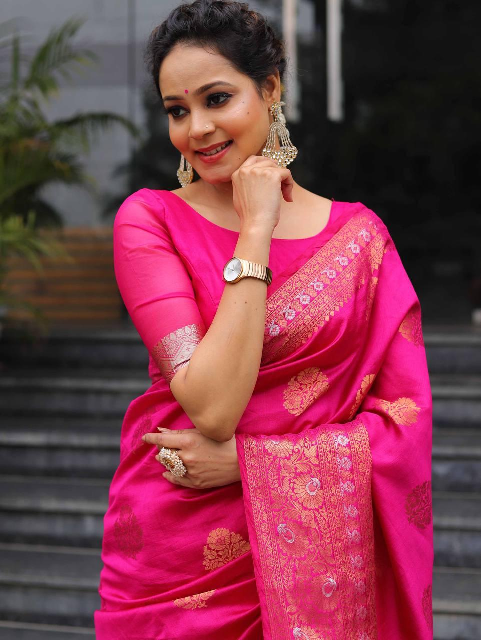 Jubilant Dark Pink Soft Silk Saree With Ineffable Blouse Piece
