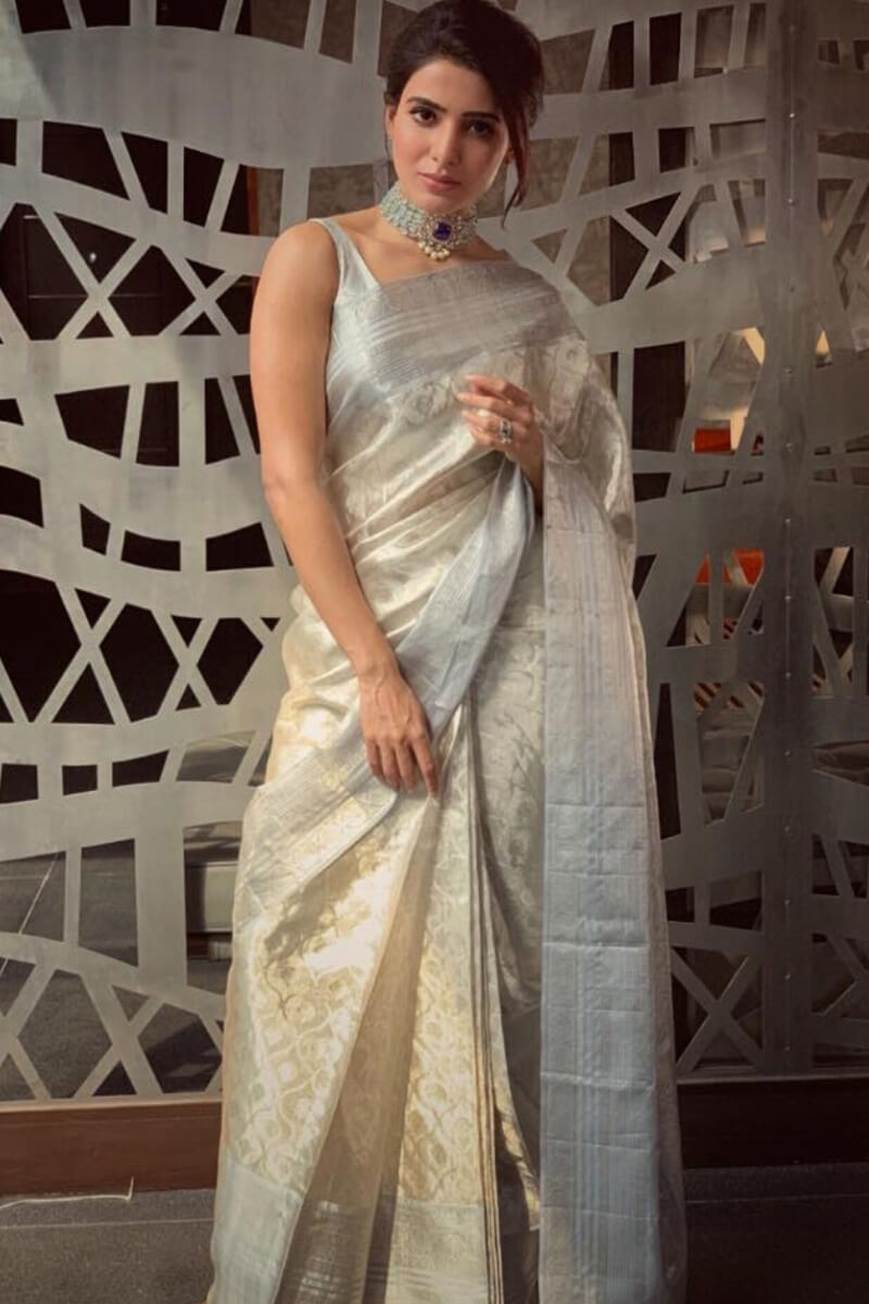 Pulsating Silver Soft Tissue Silk Saree With Fragrant Blouse Piece