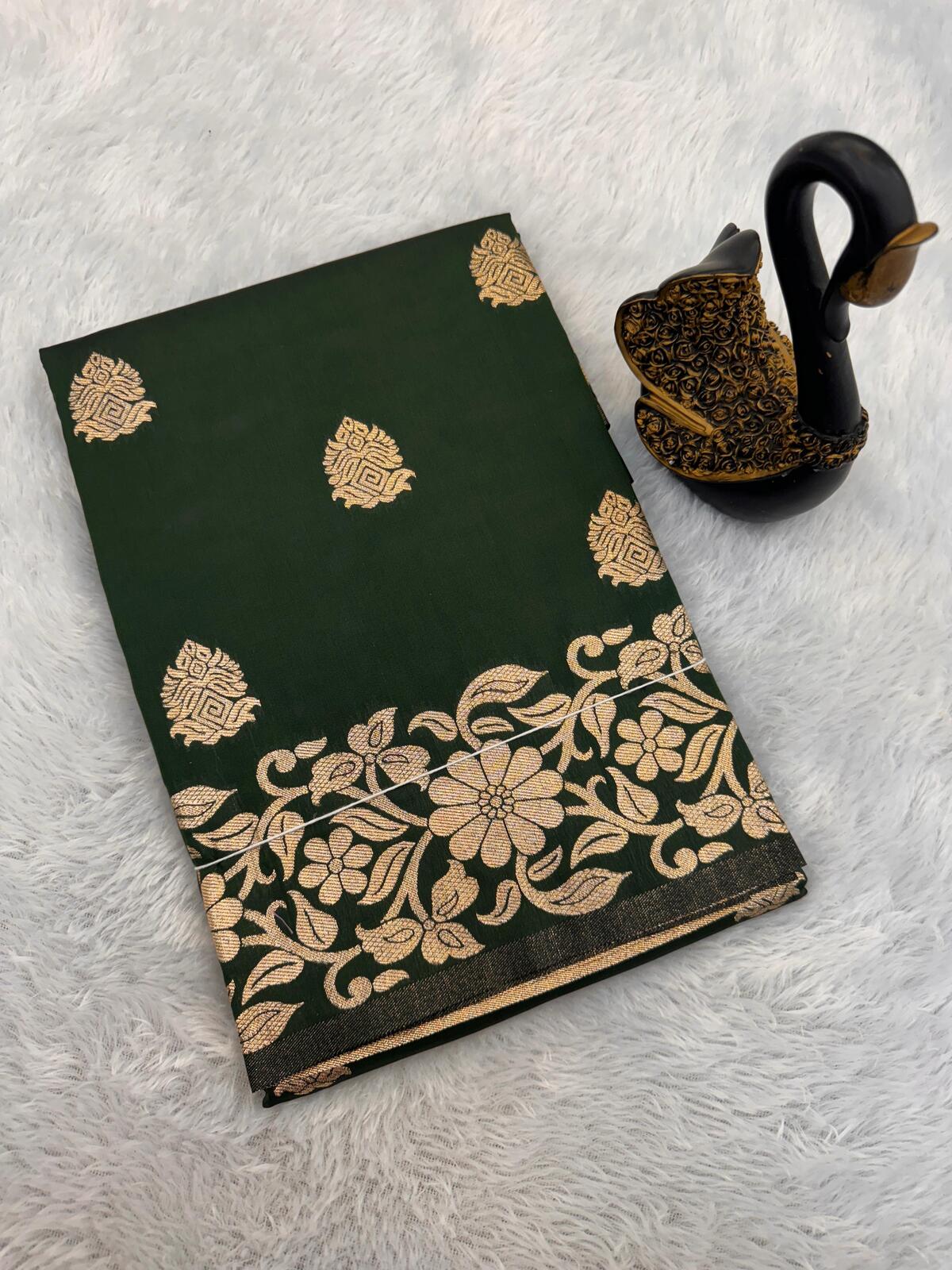 Charismatic Dark Green Soft Banarasi Silk Saree With Majestic Blouse Piece