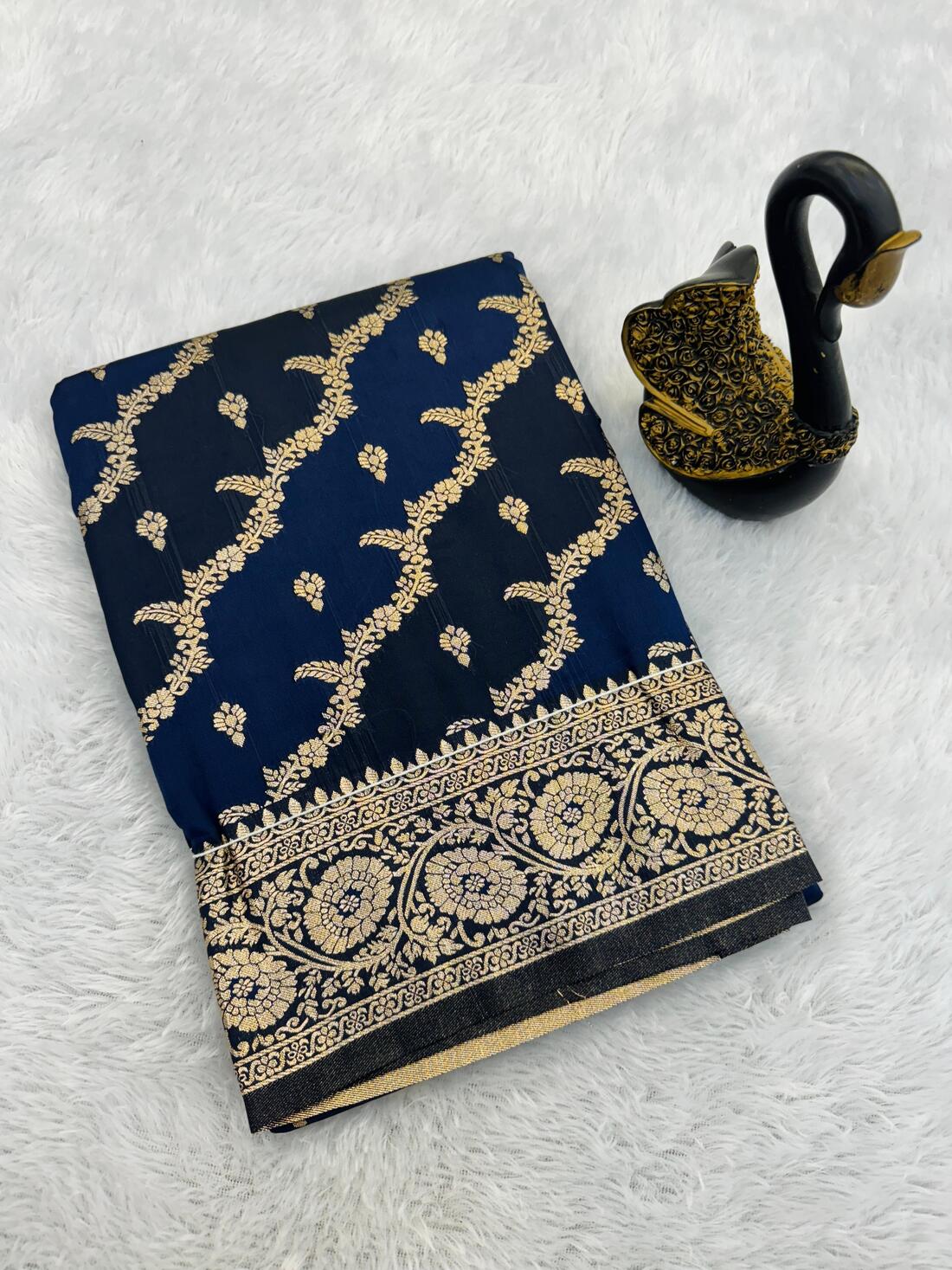 Beauteous Navy Blue Soft Banarasi Silk Saree With Enticing Blouse Piece