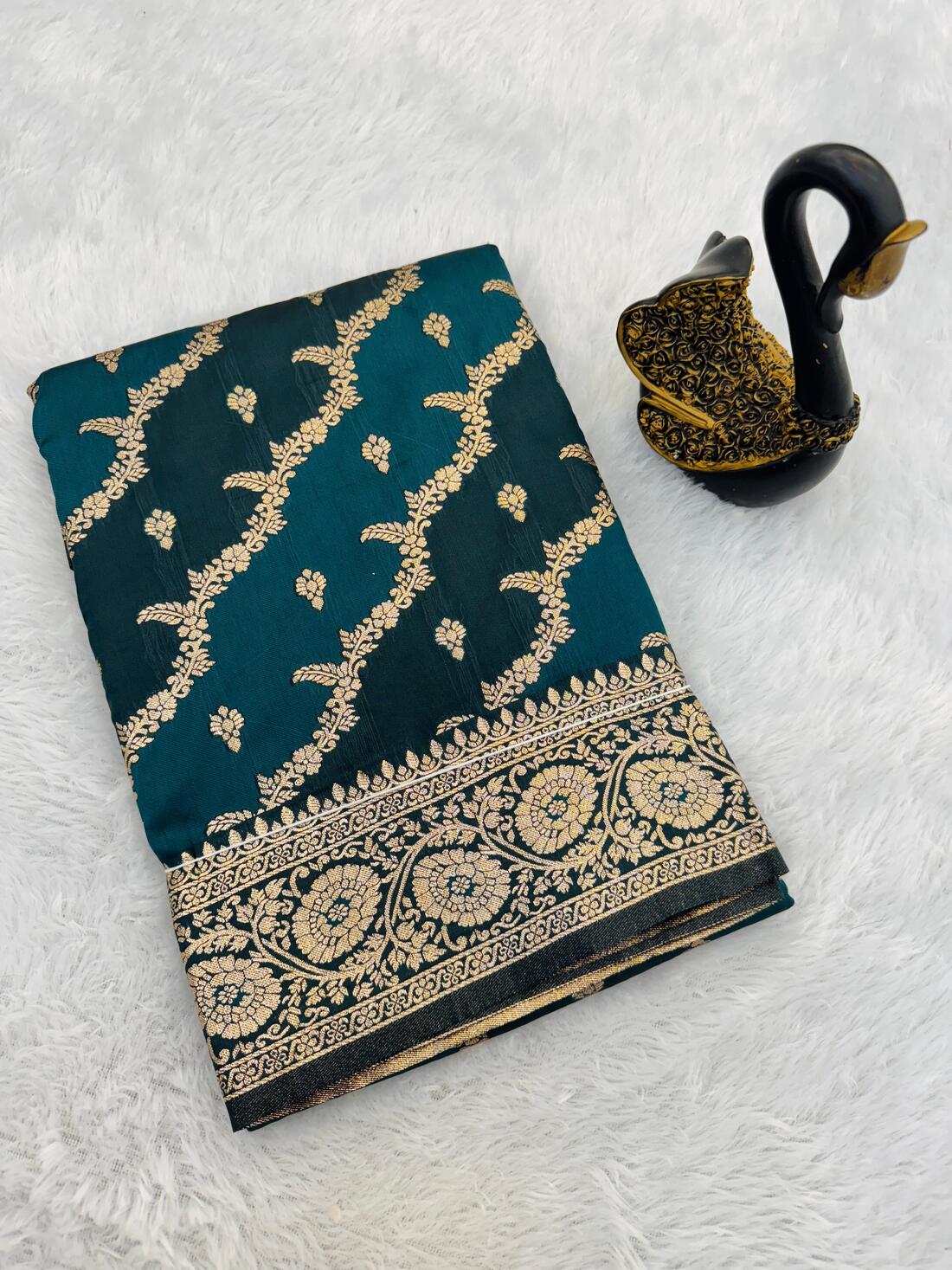 Fugacious Rama Soft Banarasi Silk Saree With Redolent Blouse Piece