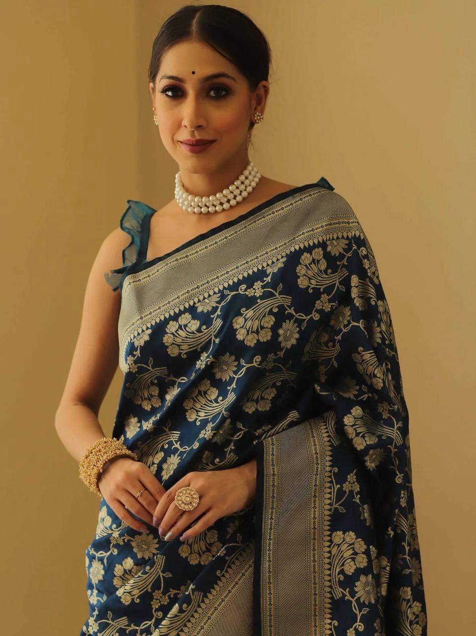 Skinny Blue Soft Silk Saree With Marvellous Blouse Piece
