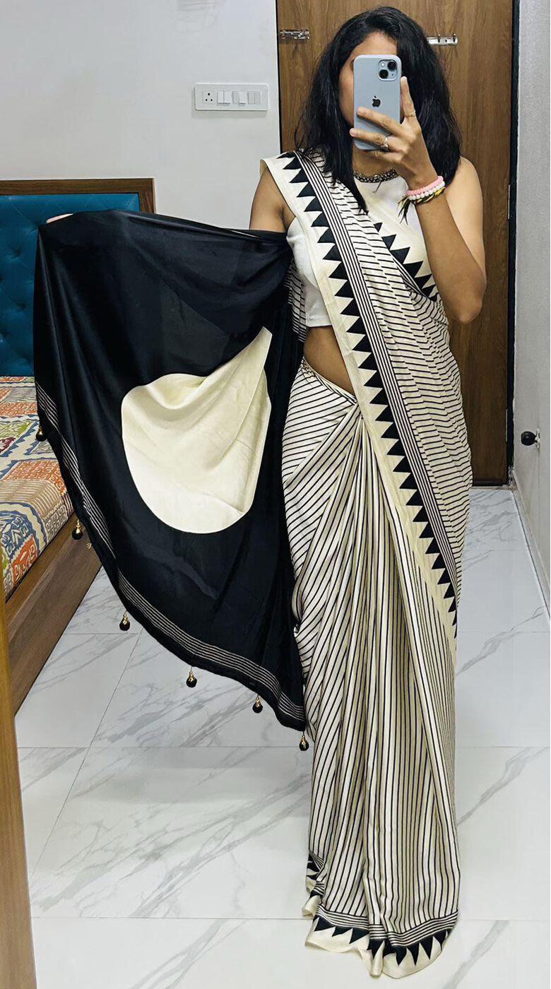 Whimsical Black Digital Printed Crape Silk Saree With Scrumptious Blouse Piece
