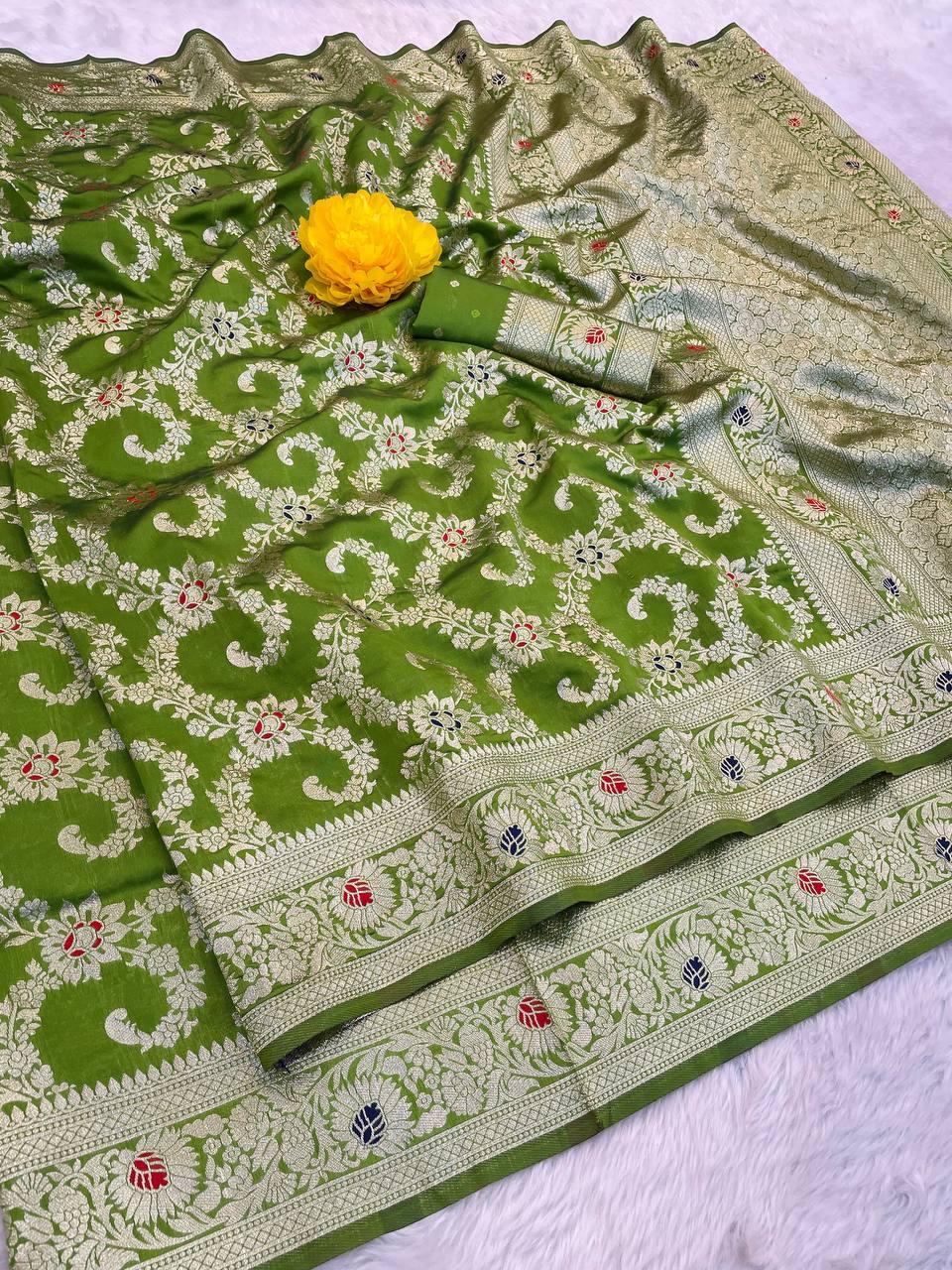 Supernal Green Soft Banarasi Silk Saree With Stunning Blouse Piece