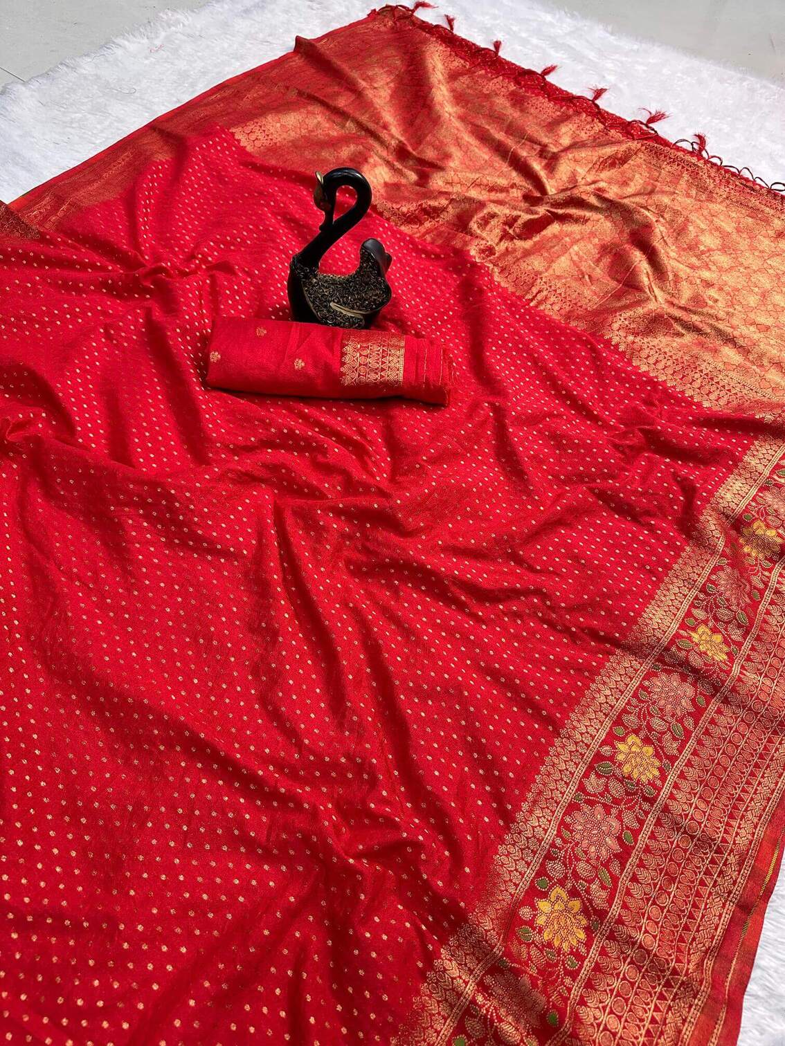 Opulent Red Soft Banarasi Silk Saree With Divine Blouse Piece