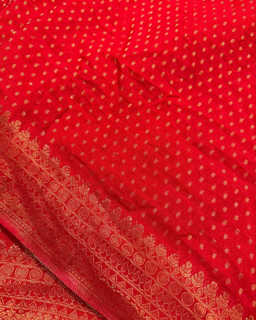 Opulent Red Soft Banarasi Silk Saree With Divine Blouse Piece