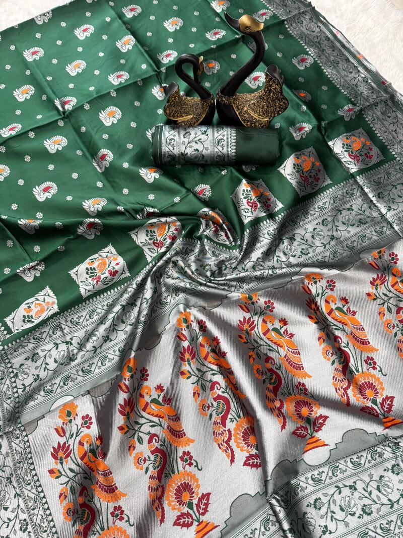 Quixotic Dark Green Paithani Silk Saree With Eloquence Blouse Piece