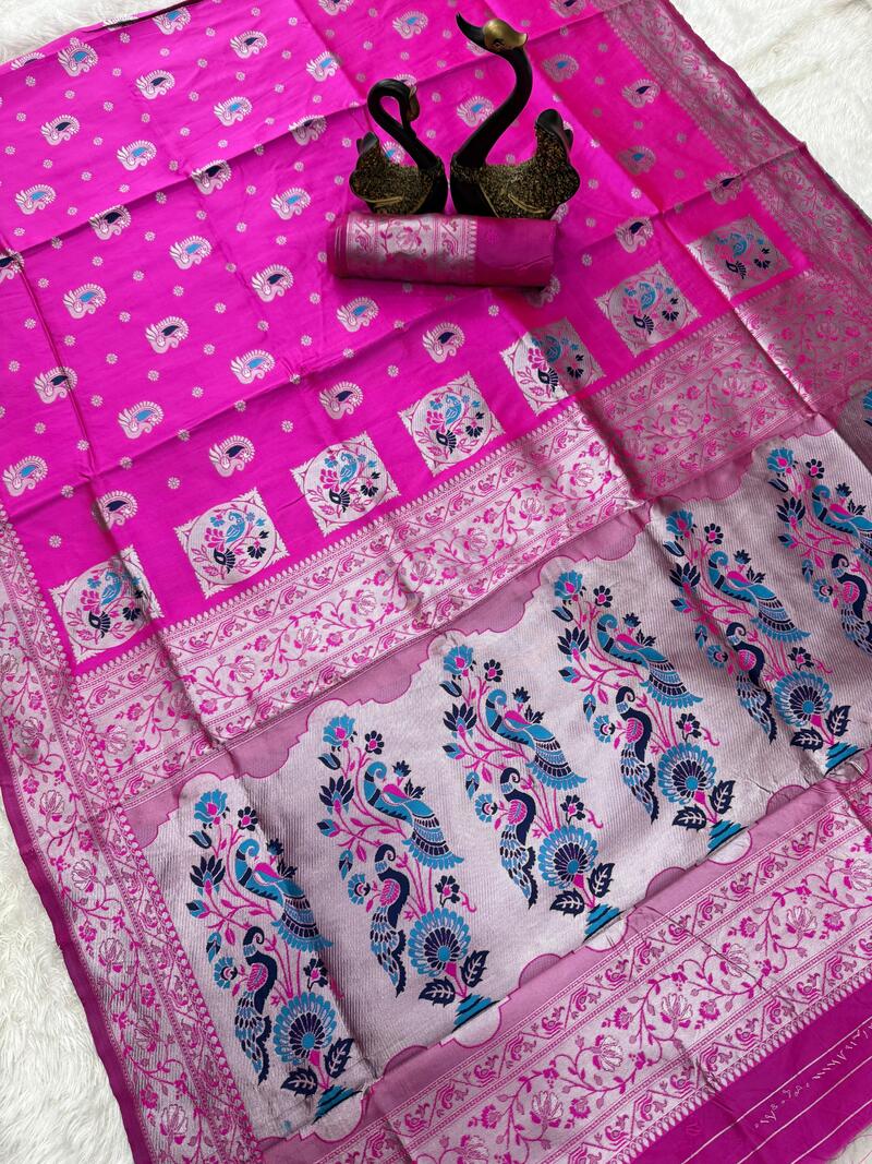 Hypnotic Dark Pink Paithani Silk Saree With Enthralling Blouse Piece