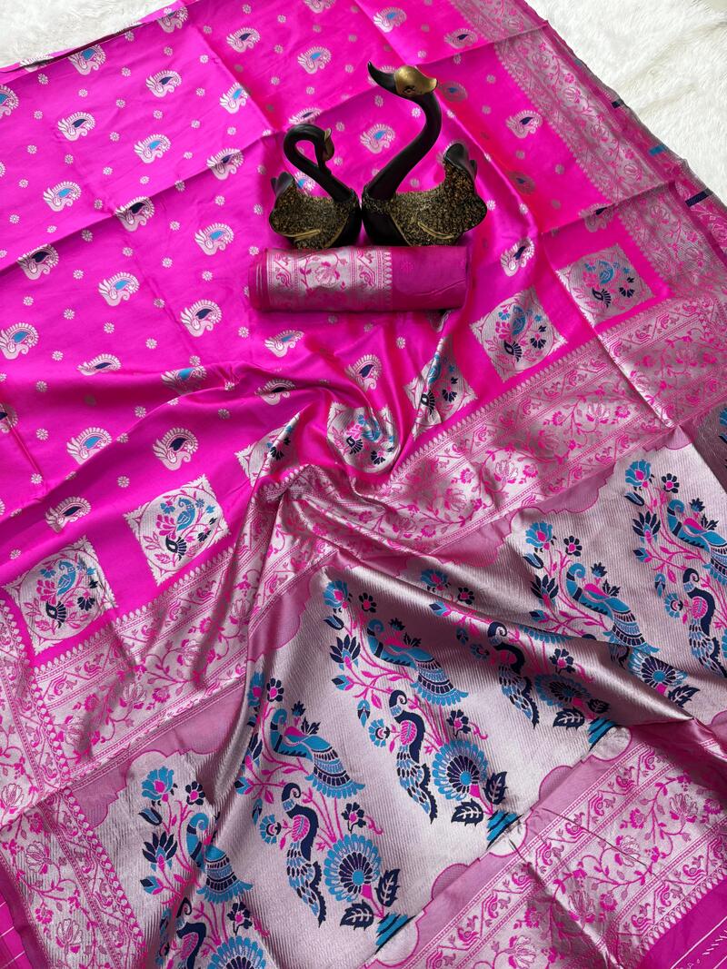 Hypnotic Dark Pink Paithani Silk Saree With Enthralling Blouse Piece