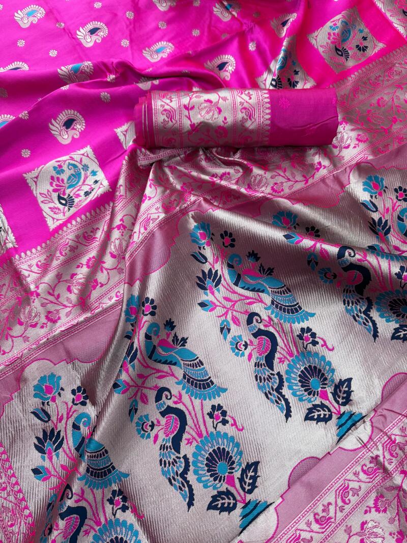 Hypnotic Dark Pink Paithani Silk Saree With Enthralling Blouse Piece