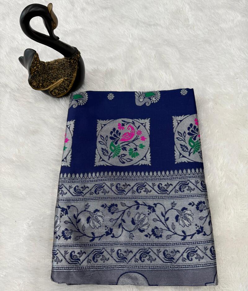 Petrichor Navy Blue Paithani Silk Saree With Most Flattering Blouse Piece
