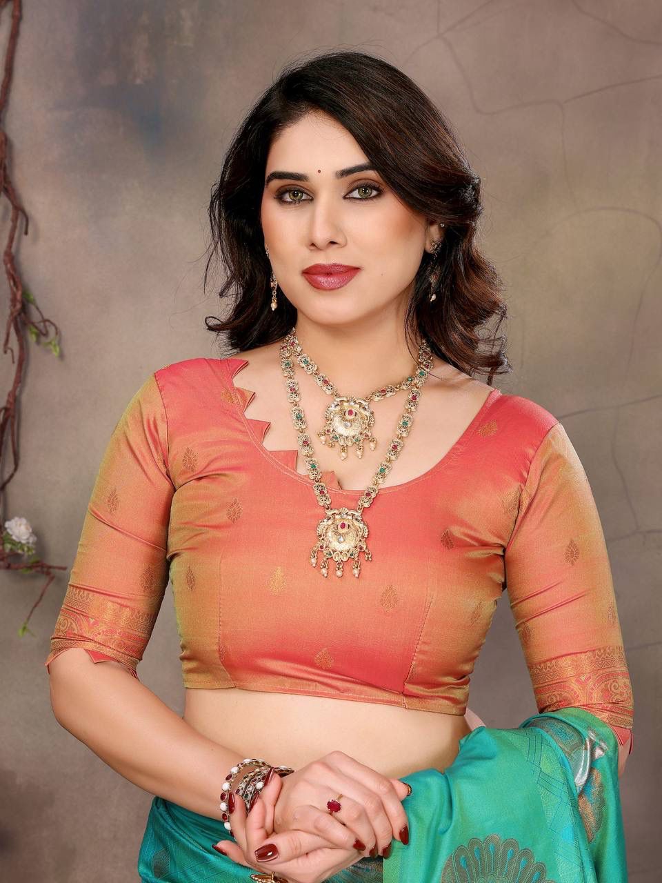 Enamoring Sea Green Soft Banarasi Silk Saree With Seraphic Blouse Piece