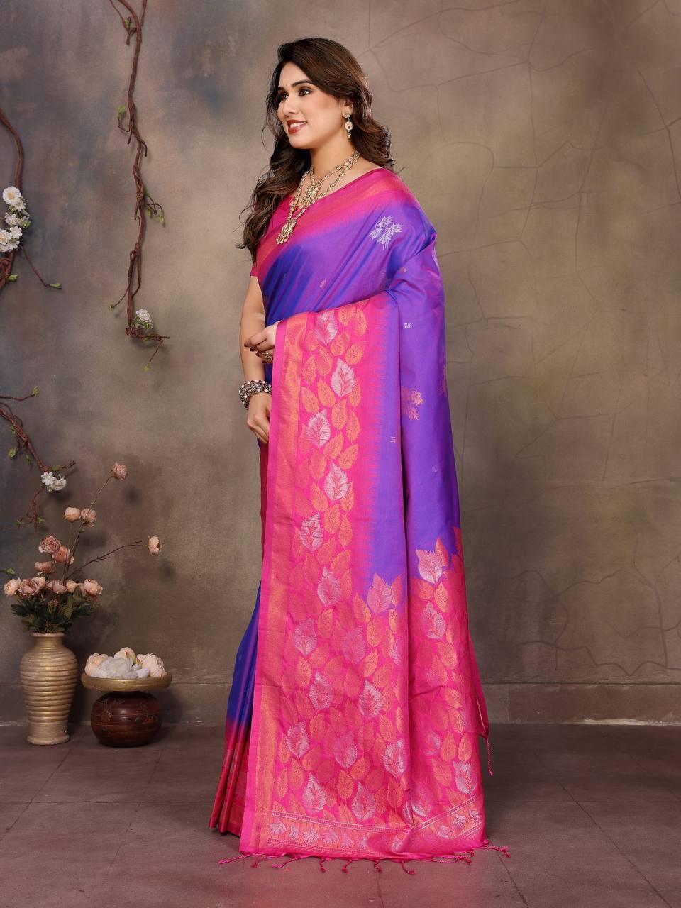 Engrossing Purple Soft Banarasi Silk Saree With Exceptional Blouse Piece