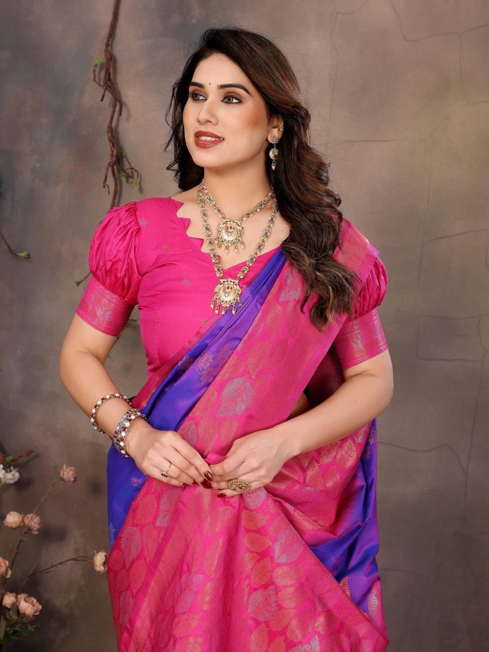 Engrossing Purple Soft Banarasi Silk Saree With Exceptional Blouse Piece