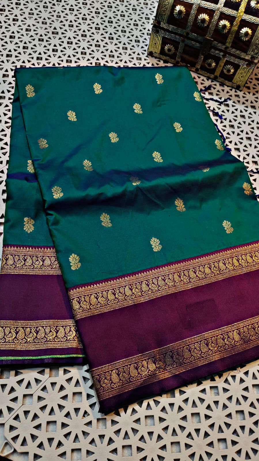 Ebullience Rama Soft Banarasi Silk Saree With Stunning Blouse Piece