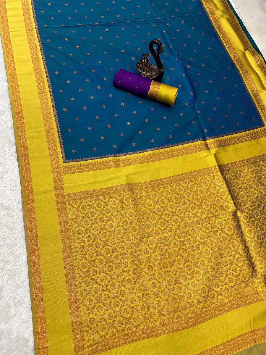 Amiable Blue Soft Banarasi Silk Saree With Moiety Blouse Piece