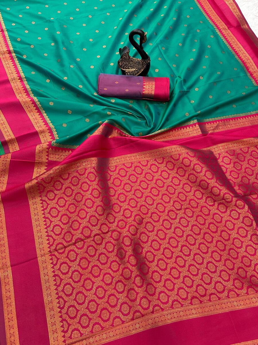 Magnetic Green Soft Banarasi Silk Saree With Adoring Blouse Piece