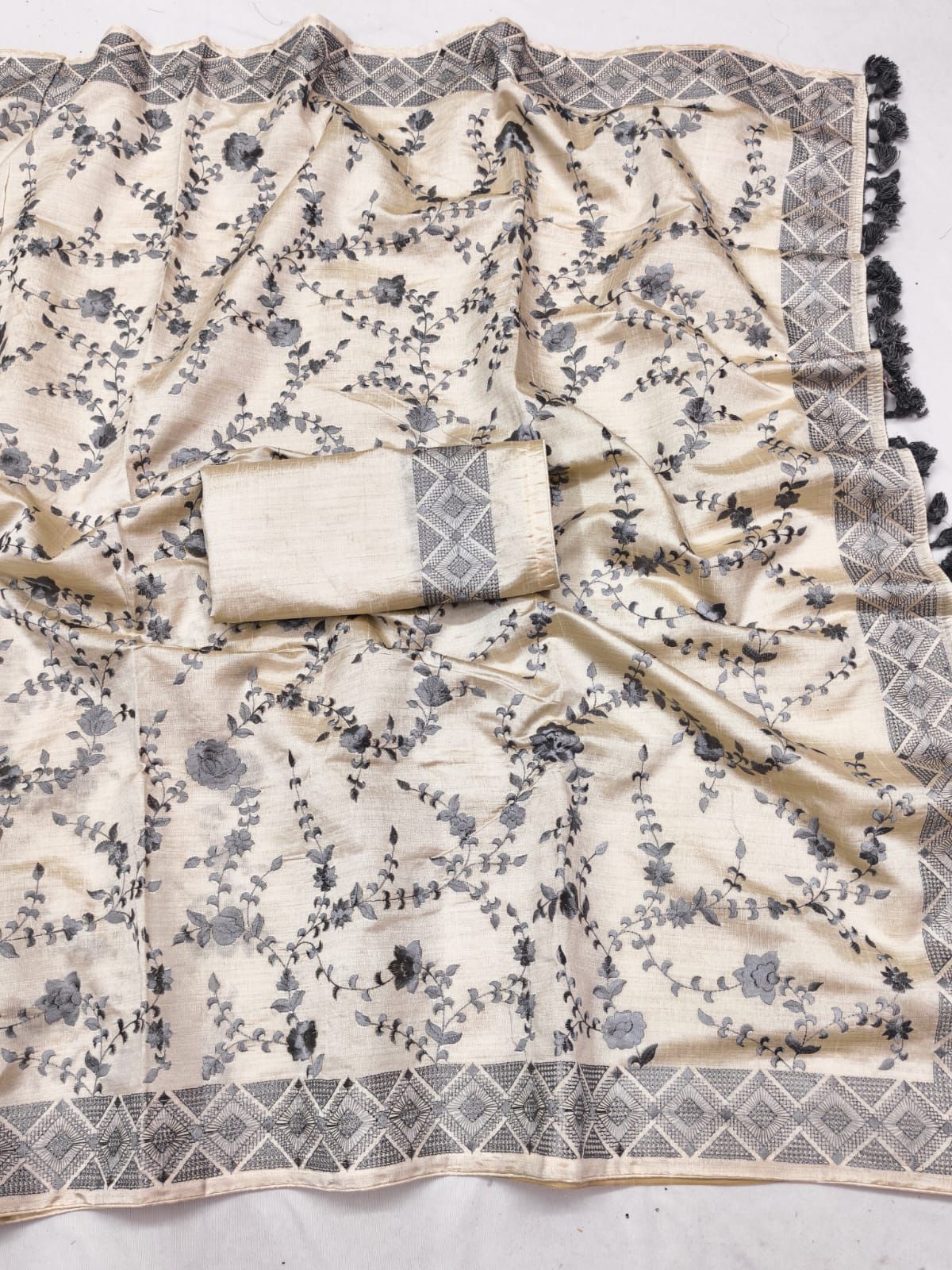 Sonorous Grey Embroidery Work Tussar Silk Saree With Resplendent Blouse Piece