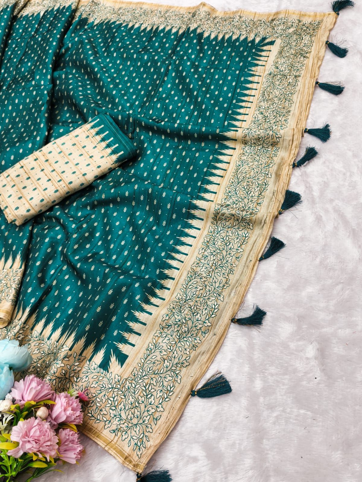 Desultory Rama Embroidery Work Tussar Silk Saree With Admirable Blouse Piece