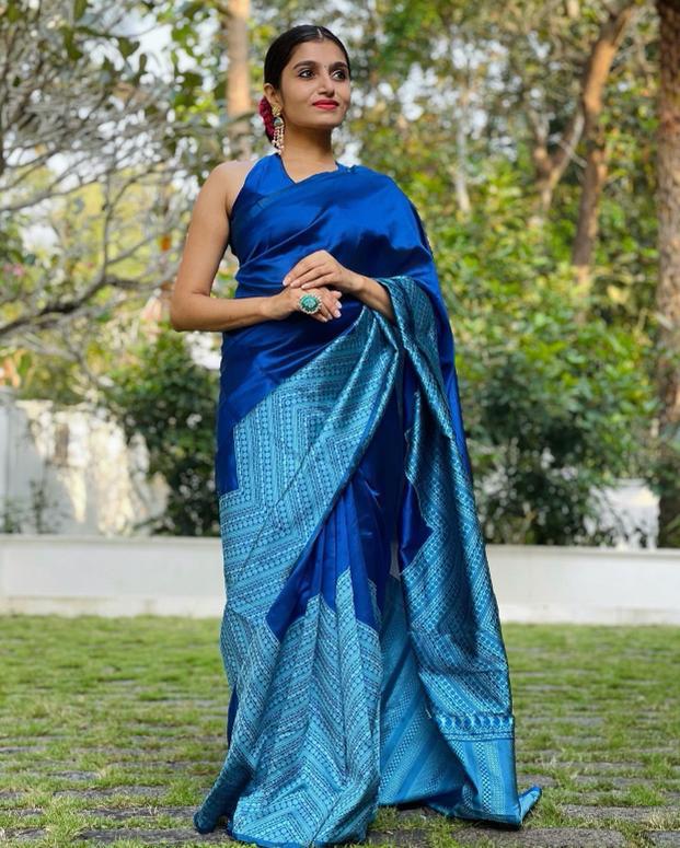 Desiring Blue Soft Silk Saree With Supernal Blouse Piece