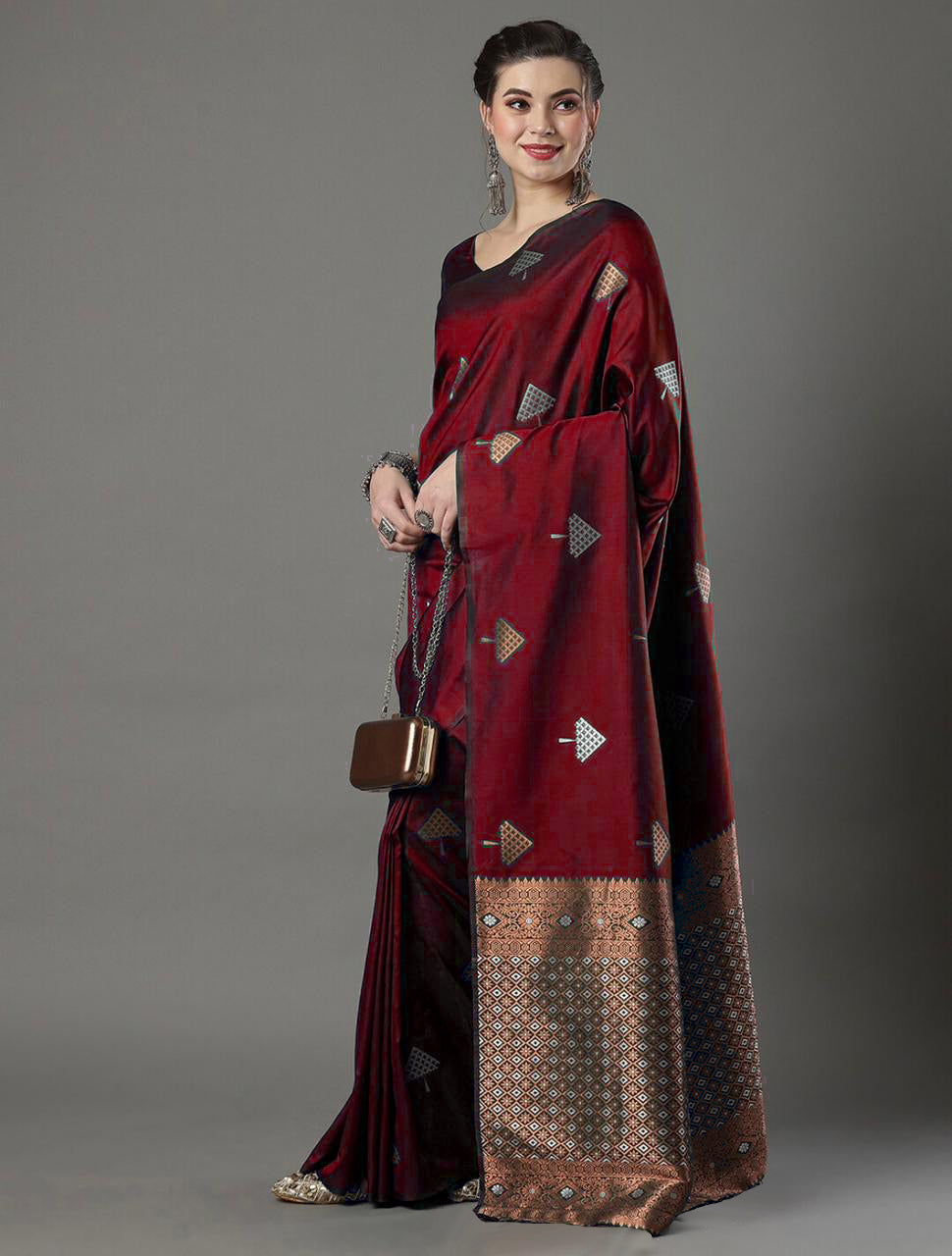 Eclat Maroon Soft Silk Saree With Felicitous Blouse Piece