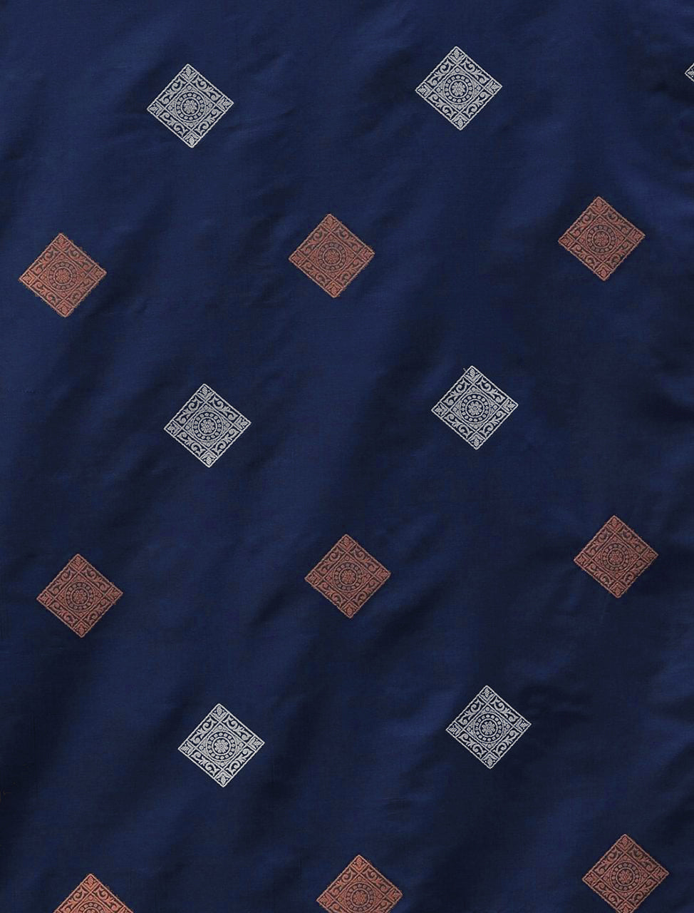 Zephyr Navy Blue Soft Silk Saree With Sempiternal Blouse Piece