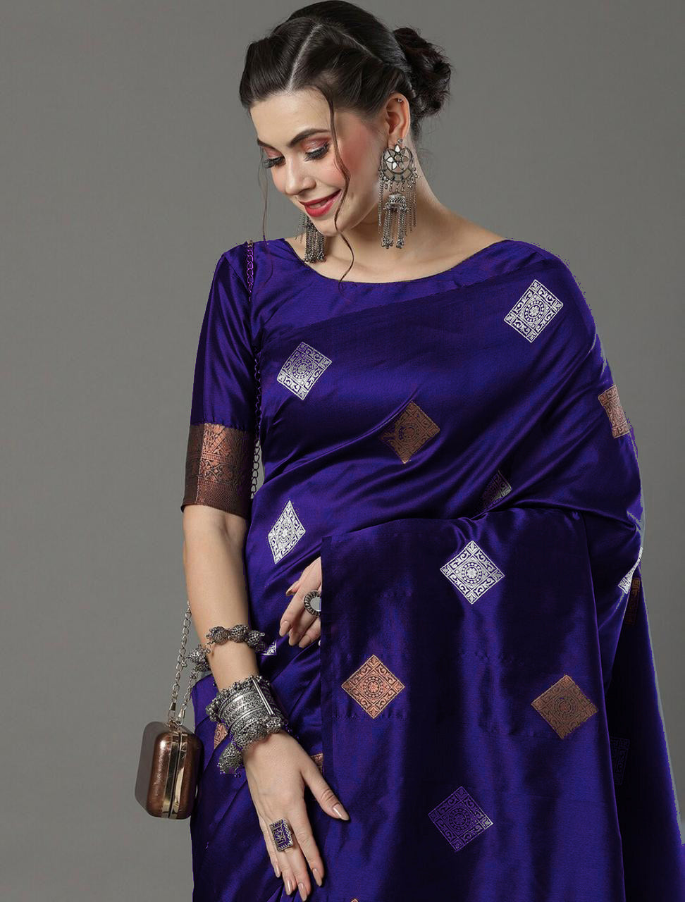 Quixotic Royal Blue Soft Silk Saree With Devastating Blouse Piece